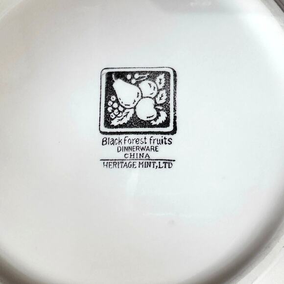 Black Forest Fruits Heritage Mint LTD 10.5" Dinner Plates-Set of 2 - Picture 6 of 6